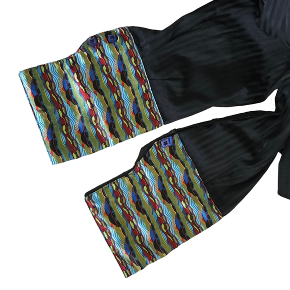 Coogie Classic Button Down Shirt with Accent Cuffs - Picture 4 of 7